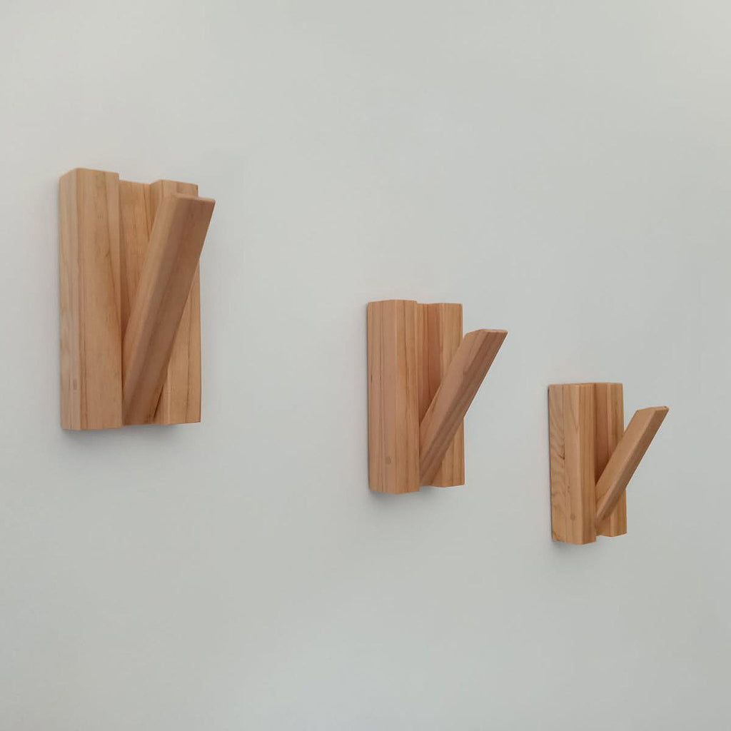 Retractable Wooden Ninja Hangers | Foldable Wall-Mounted Hooks