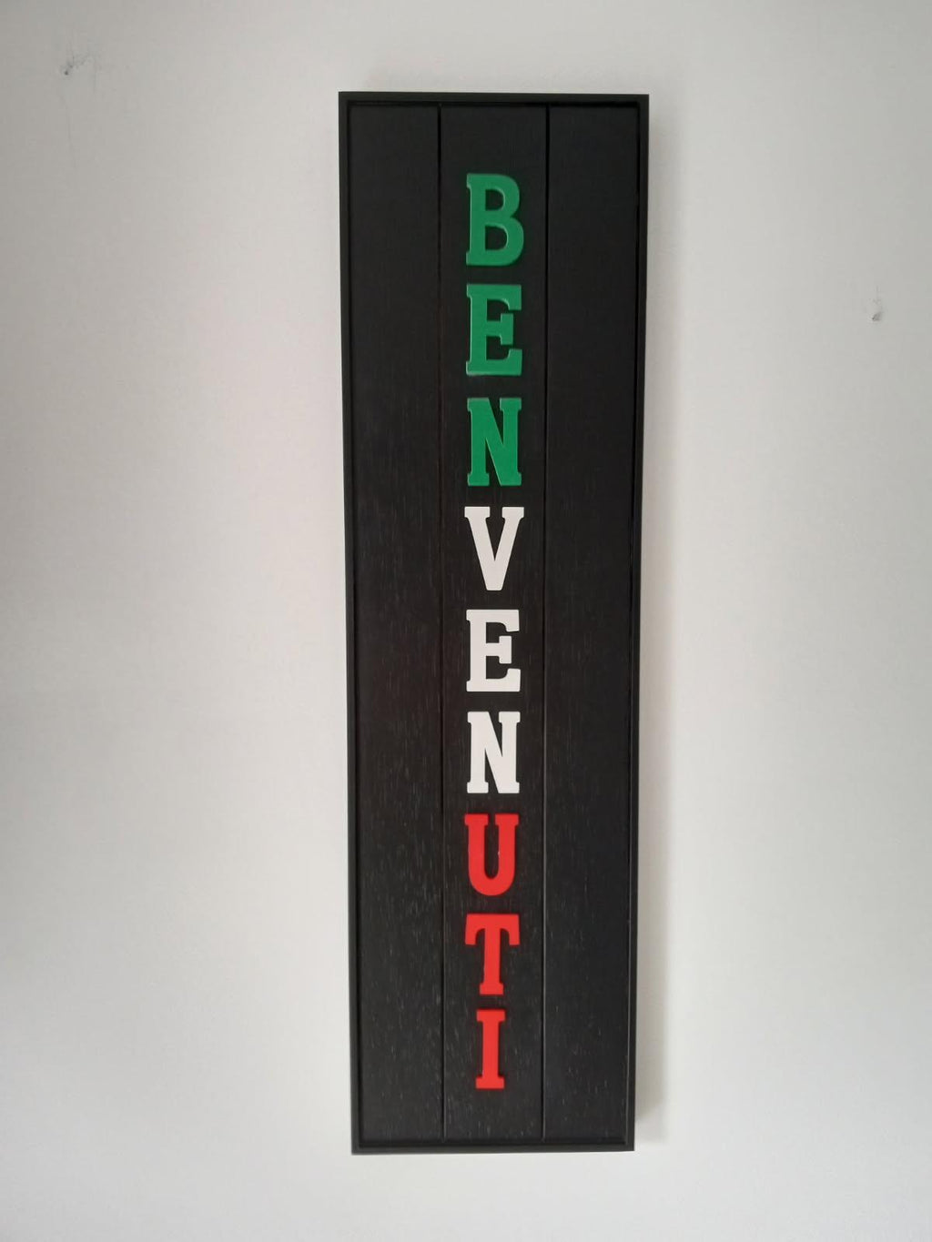 Americana & Italian Patriotic Hand Crafted Rustic Looking Vertical Welcome Signs